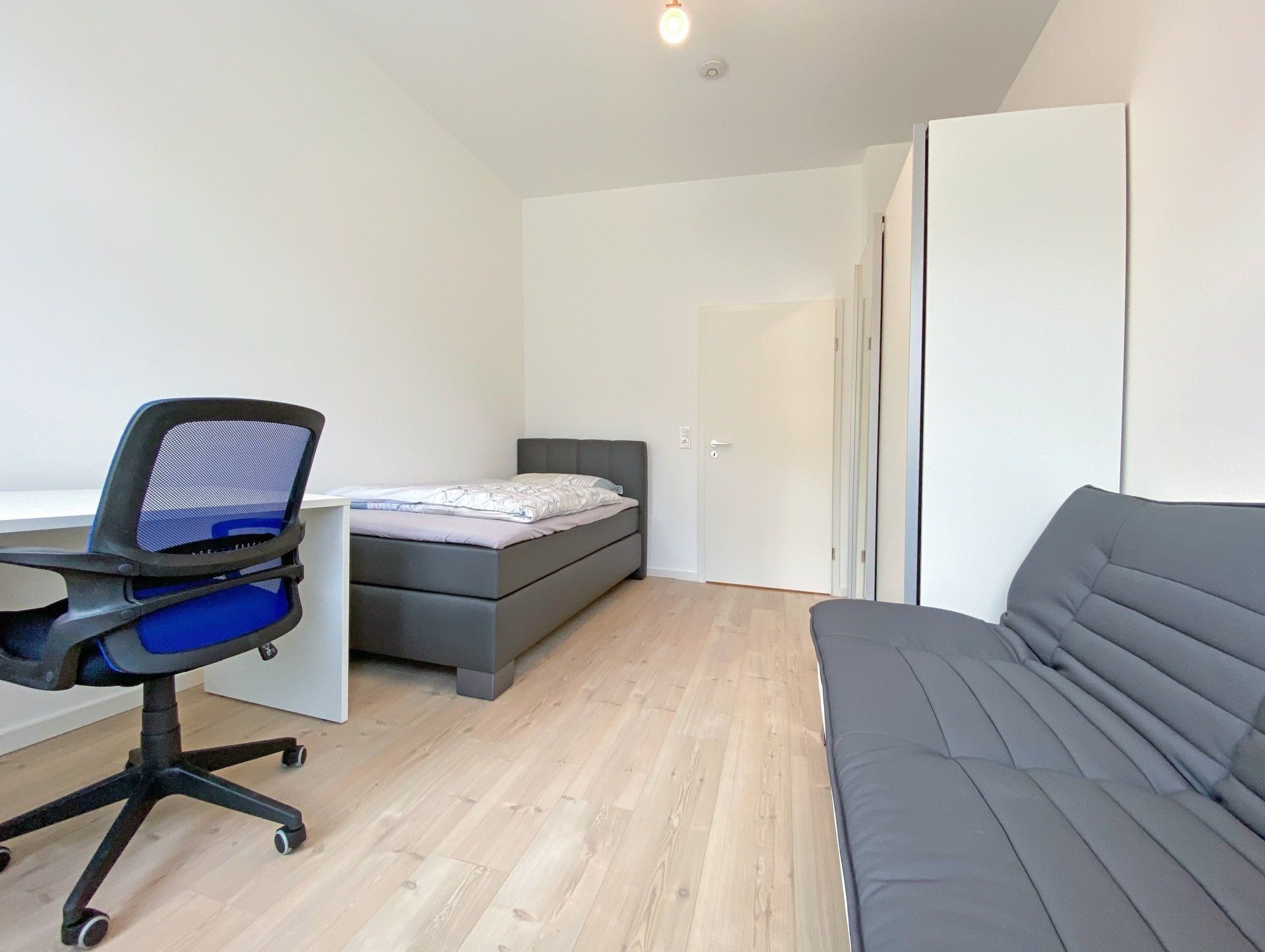 Öffnen Sie die Tür zu Ihrem Traum!