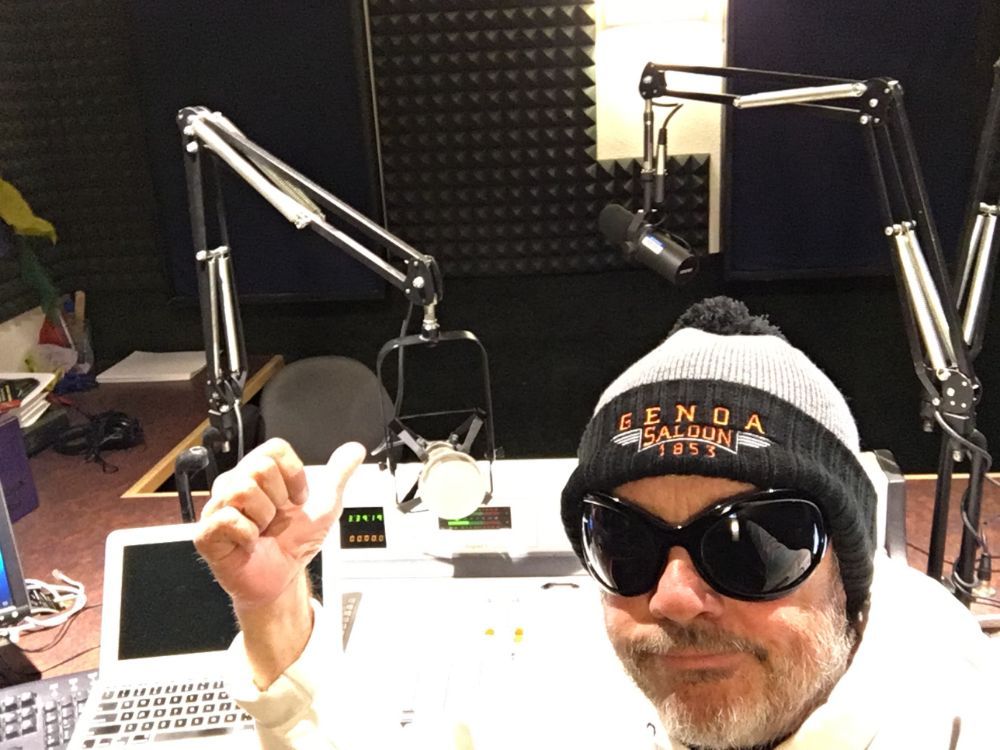 Matty runs the board, and the show....guests over there...  Matty @ The ANA.jpeg Broadcasting LIVE from the ANA Inspiration, 2018.