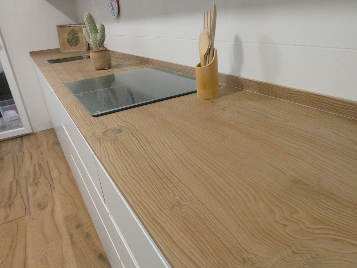 Muebles de cocina y armarios a medida