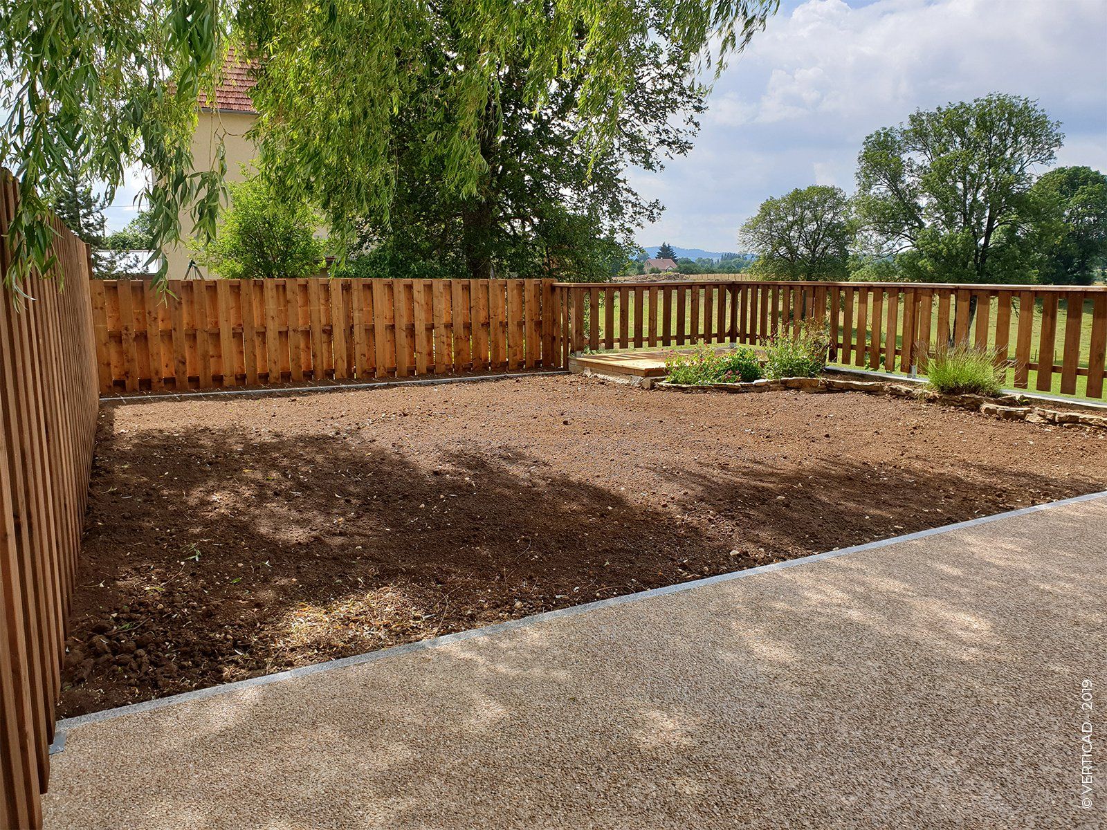 aménagement extérieur, coupe d'arbre, tronçonneuse, élagage