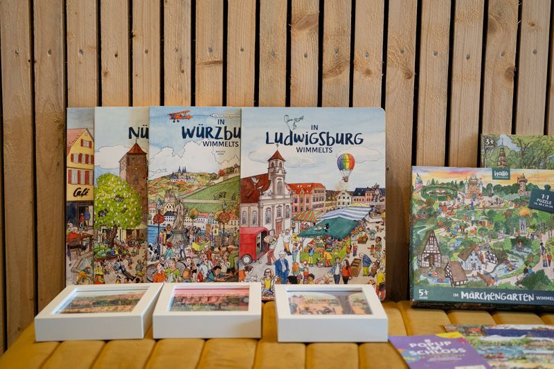 Wimmelbücher und andere Produkte des Velle Verlags, fotografiert von Angelika Graf, Stuttgart