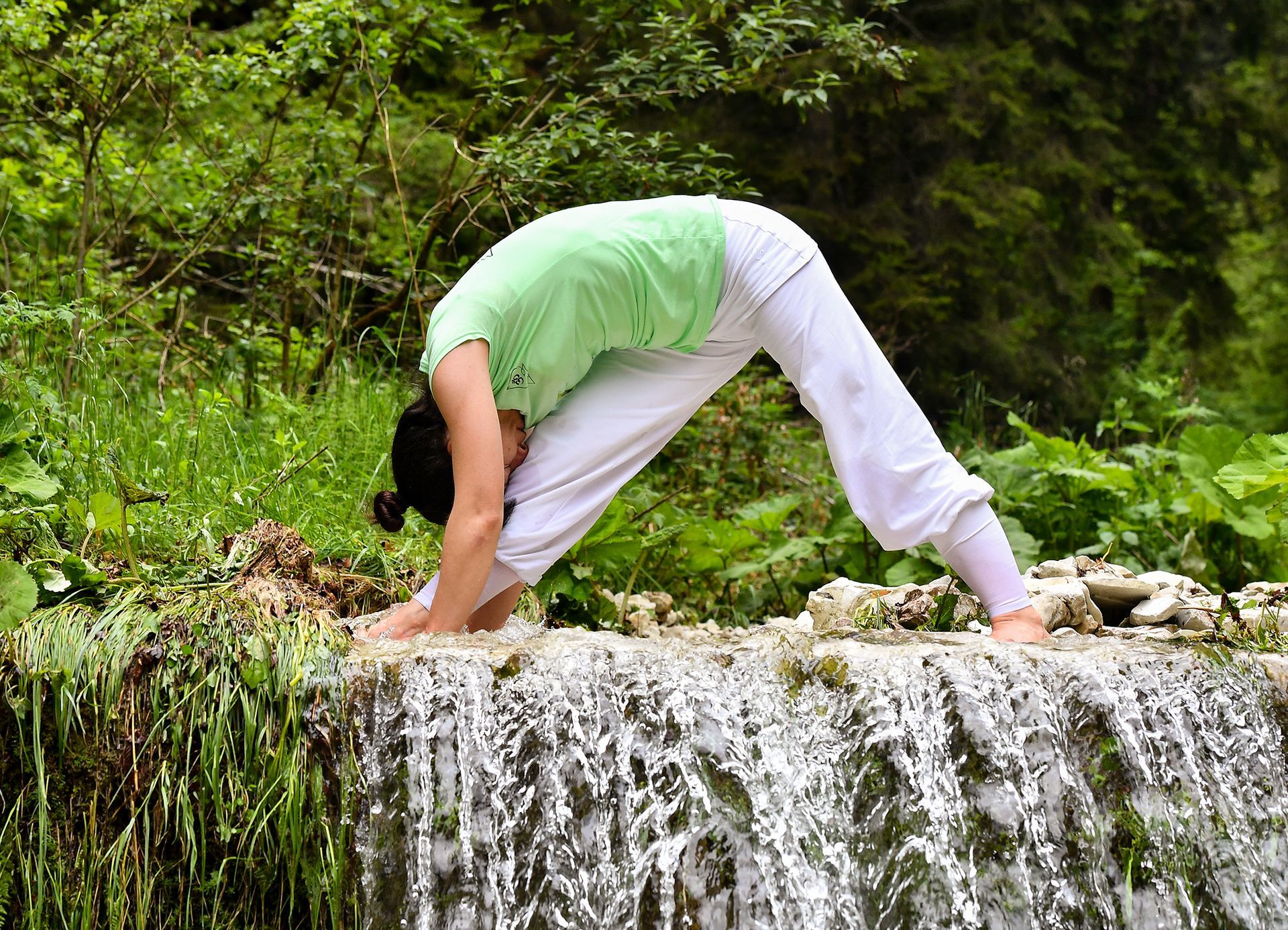 gedrehtes Dreieck rechts