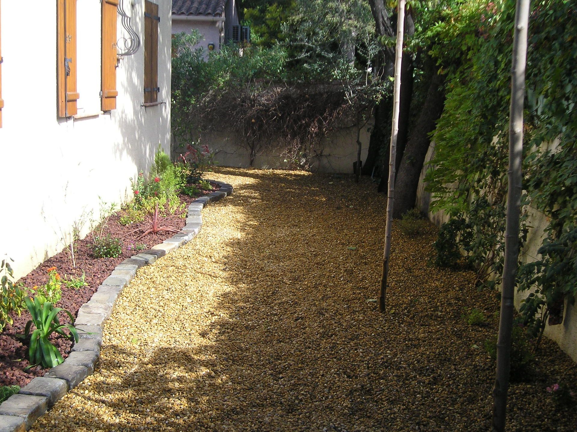 espace calcaire, gravier, gravier roulé, pouzzolane..