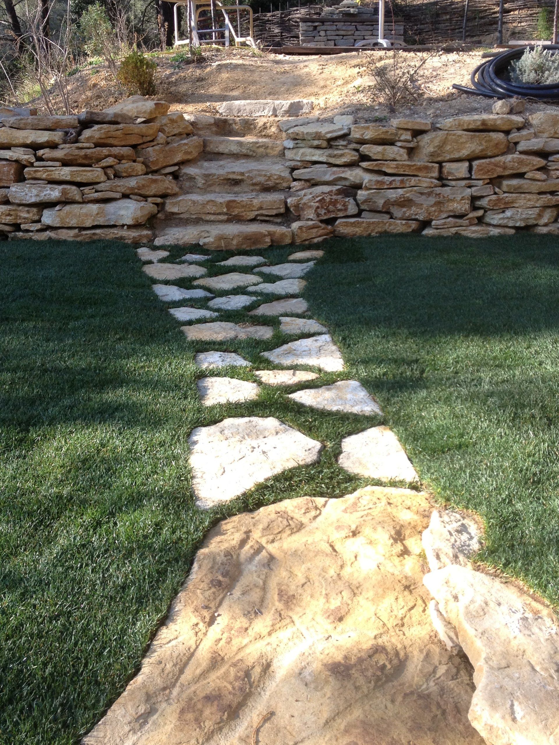 terrasse, voies carrossables, allées piétonnières, pas japonais, barrettes d'ardoise, en dalles de pierre, pavé granit, opus...