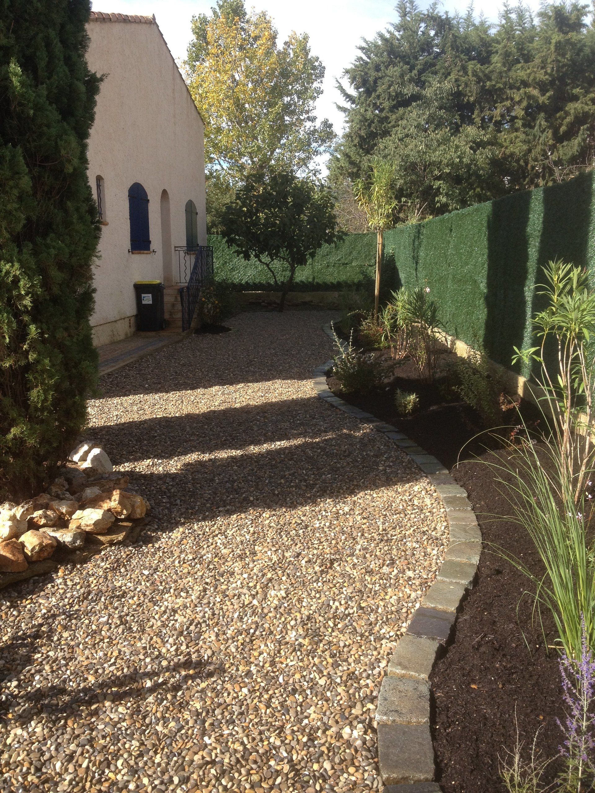 espace calcaire, gravier, gravier roulé, pouzzolane..