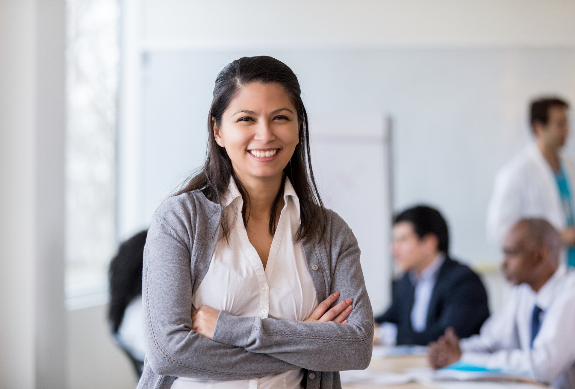 Angehende Führungskräfte im Büro