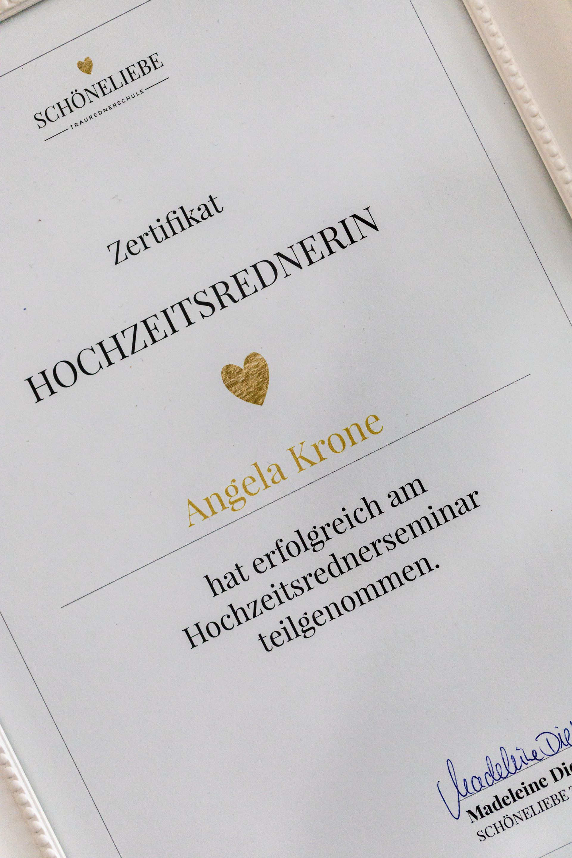 Zertifizierte Traurednerin