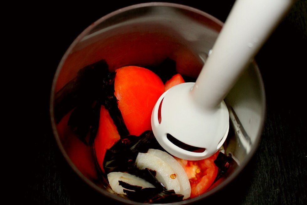 patata bacalao receta corte cuchillo