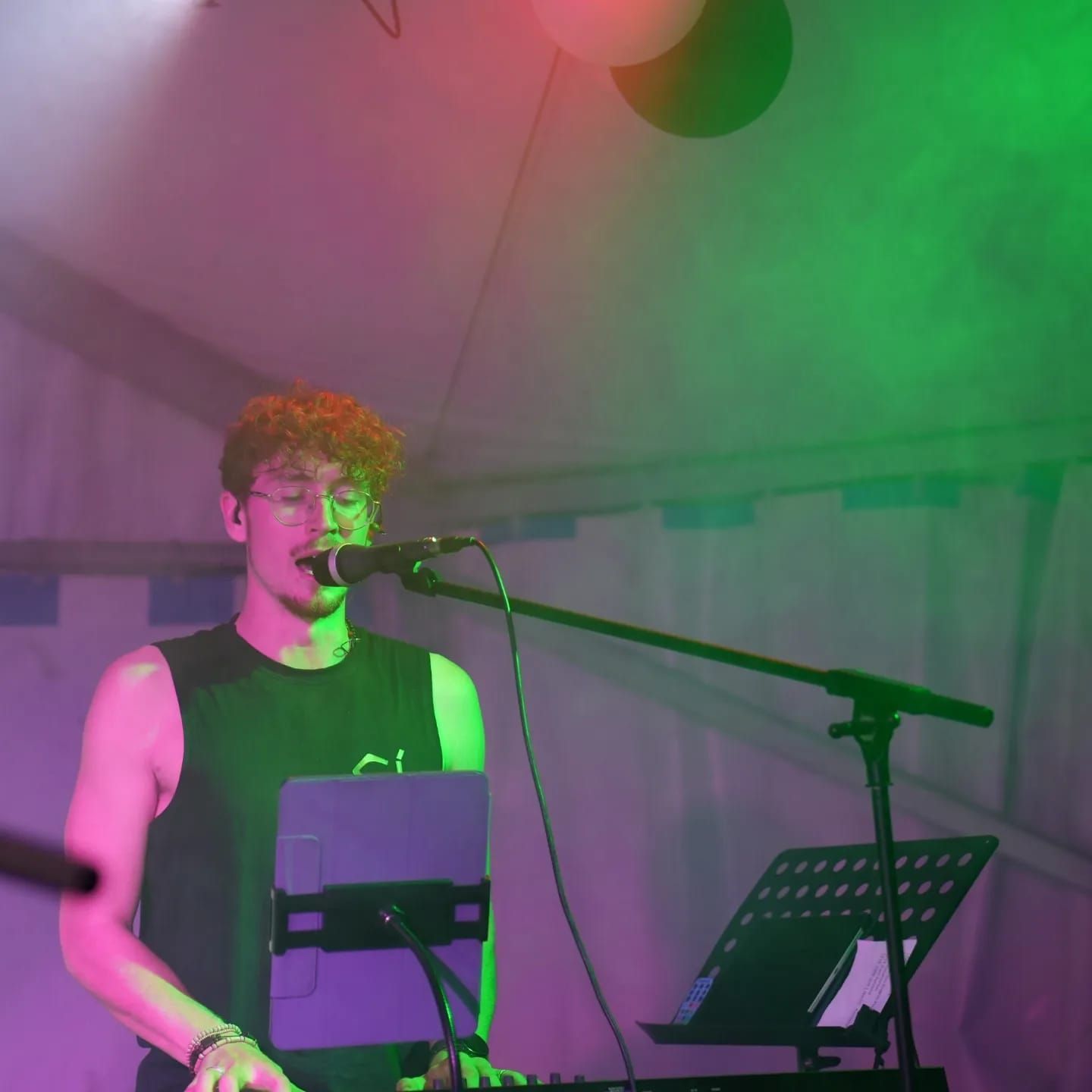 Elias Härtle Keyboarder Sänger