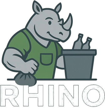 Eine Nashorn-Zeichnung zeigt ein Nashorn mit einem Müllsack in der Hand, in dessen Mülltonne sich Flaschen befinden. Es trägt ein grünes Hemd. Darunter steht „RHINO“.