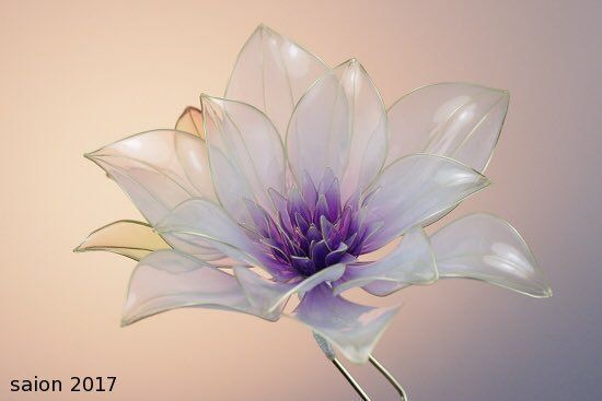 The Art of Wire and Resin Flowers