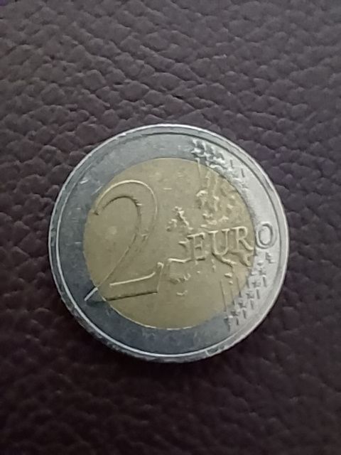 2 Euro Litauen zeigt das Wappen der Republik Litauen Vorderseite