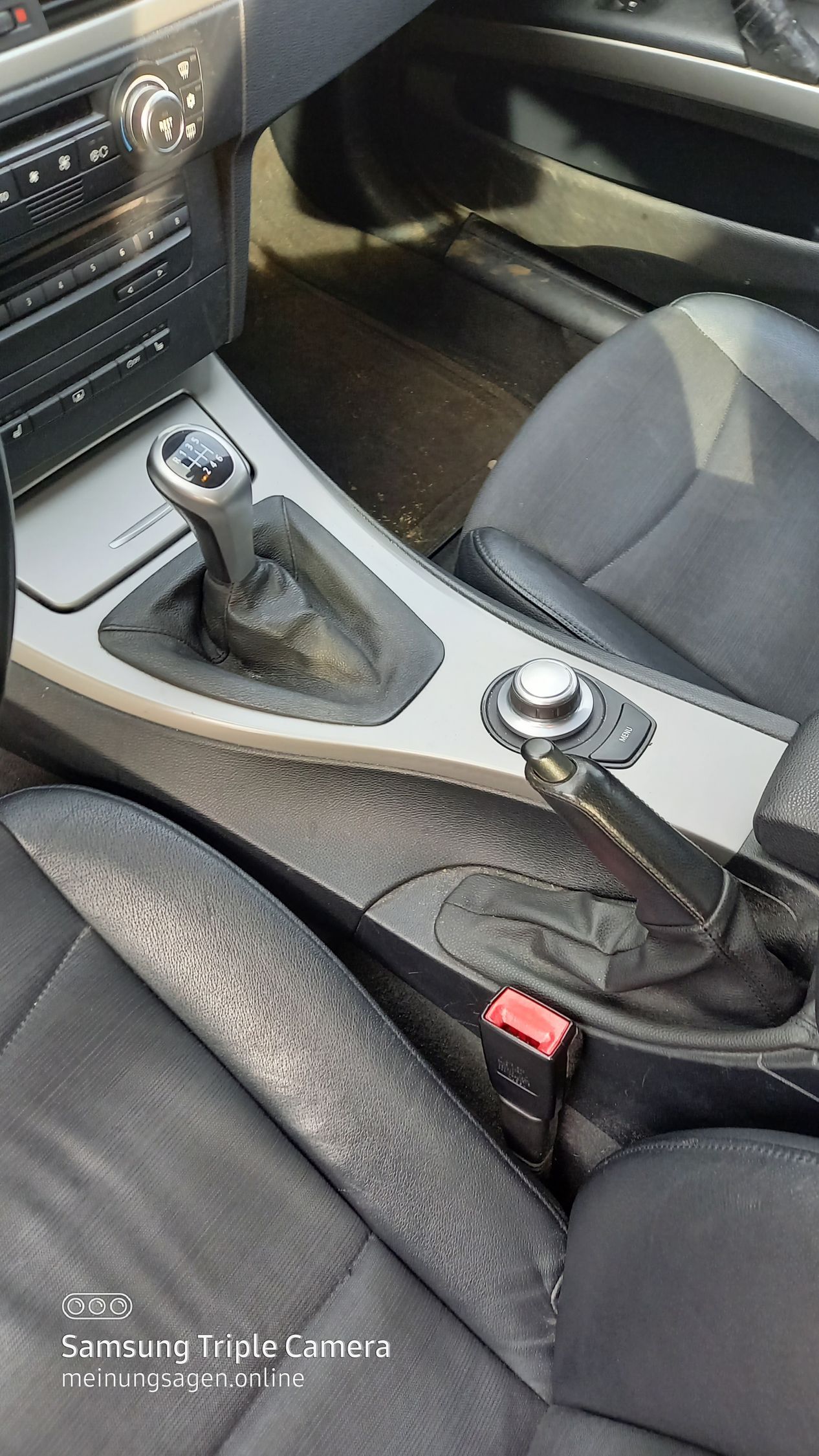 BMW 320i Limousine Baujahr 2008 Schalthebel