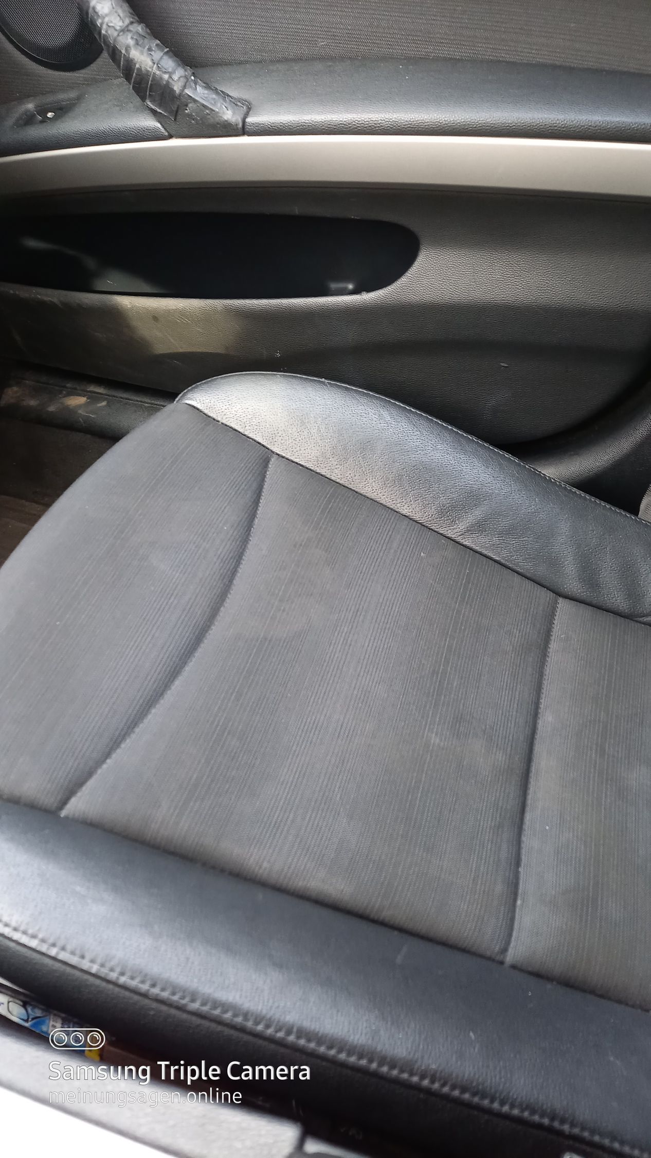 BMW 320i Limousine Baujahr 2008 Sitze Teilleder Fahrersitz