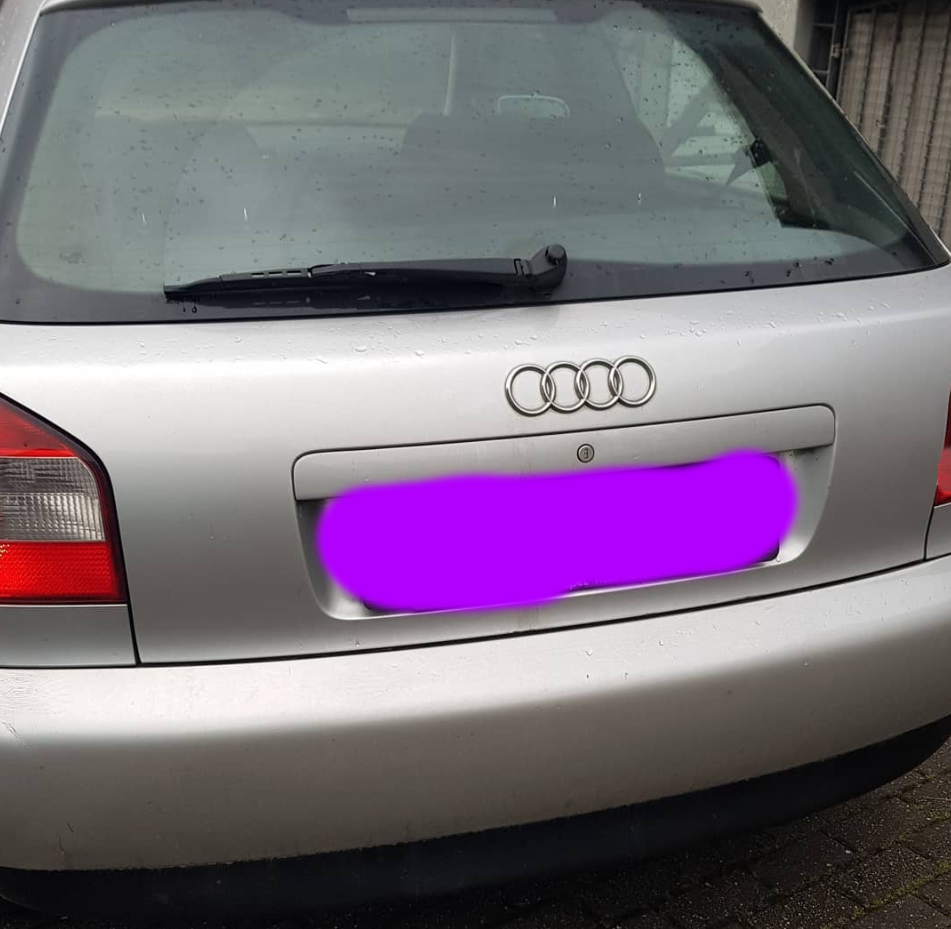 Audi A3-Baujahr 2001-3Türer-Silber-Heck