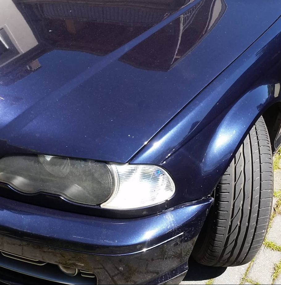 BMW 318i Coupe Baujahr 2001-Blau-Stoßstange-Reifen-Felge-Scheinwerfer