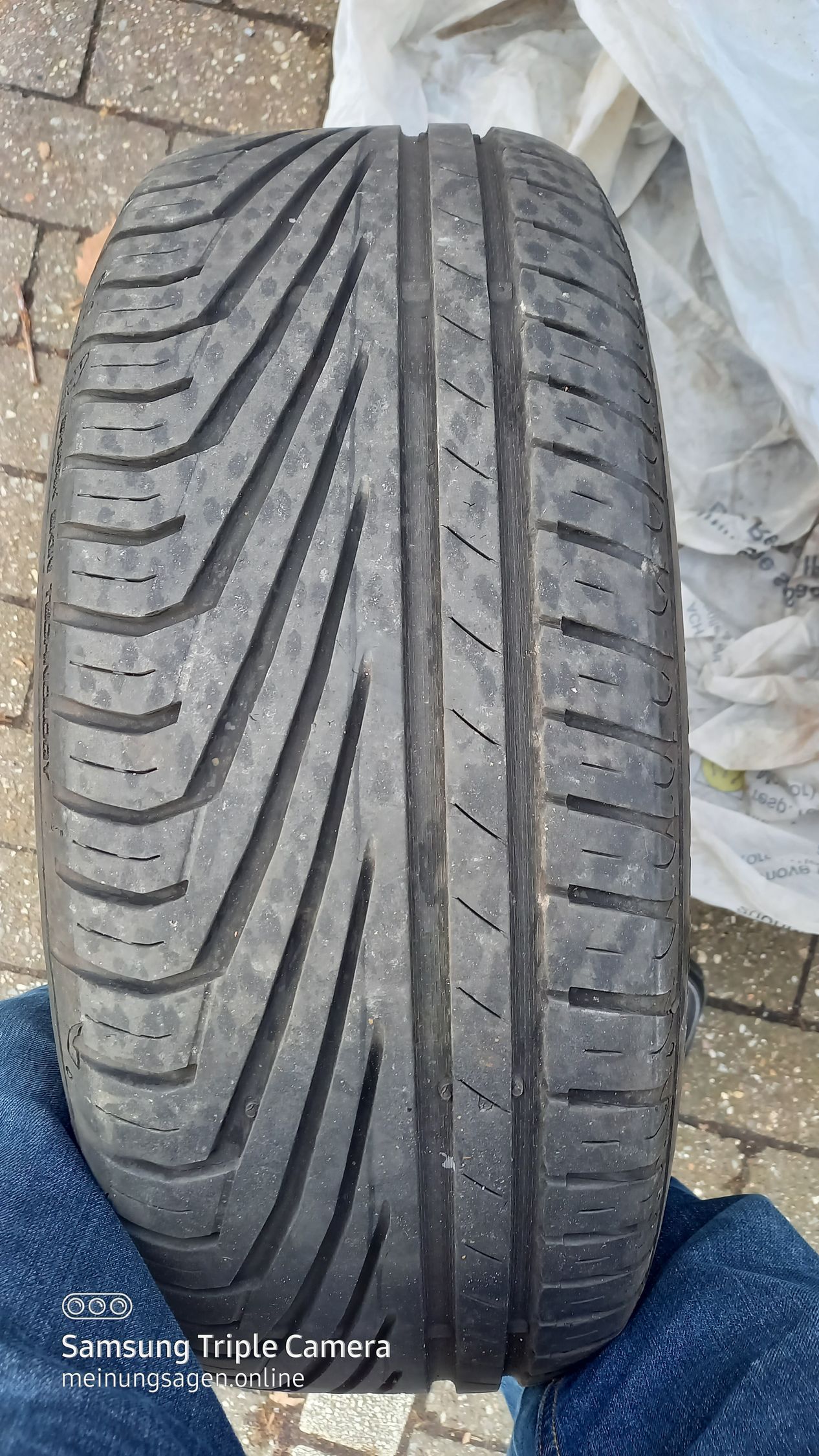 BMW 320i Baujahr 2008 Reifen