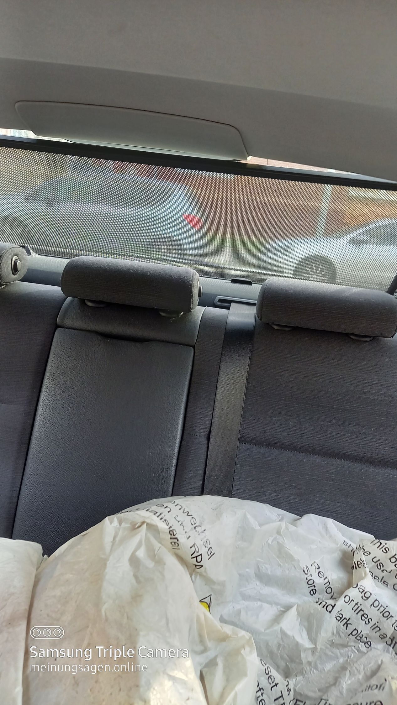 BMW 320i Limousine Baujahr 2008-Heckrolo-Sitze hinten-Freifen