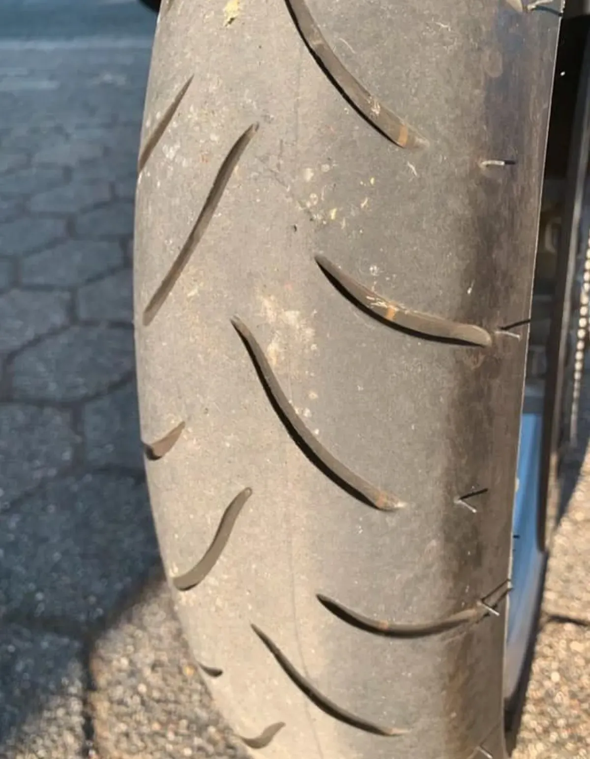 BMW RS 1100 – Baujahr 1995 Reifenprofil 