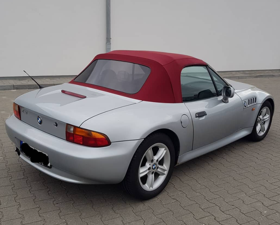 BMW Z3 Roadster Cabrio Silber Baujahr 1999 Beifahrerseite Stoffdach Seitenansicht