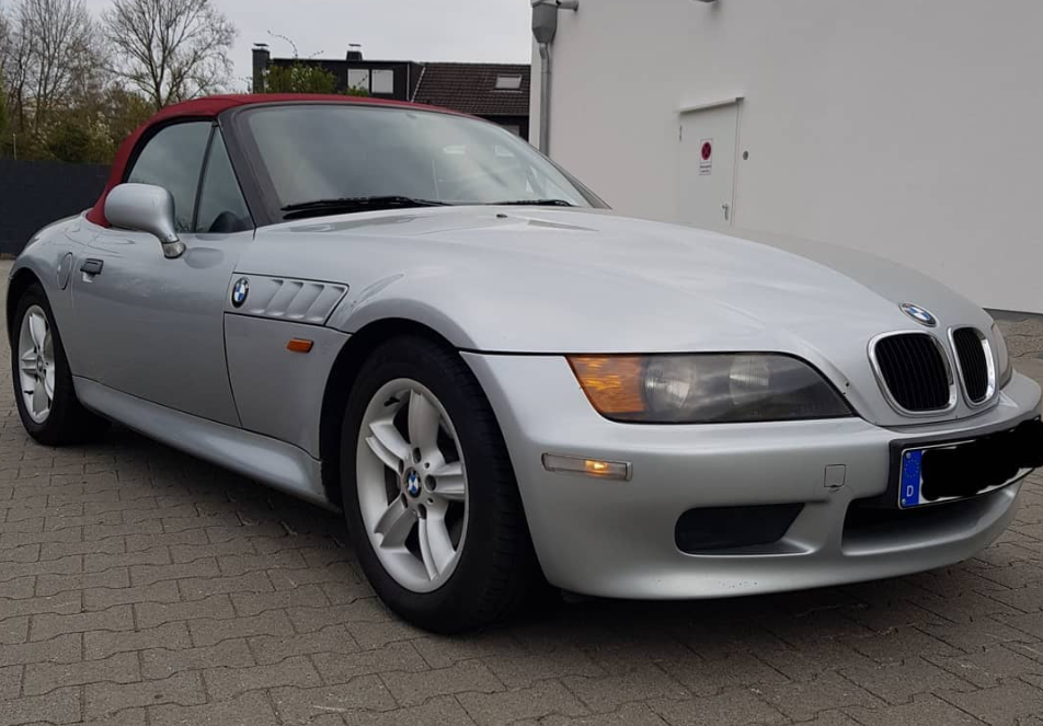 BMW Z3 Roadster Cabrio Silber Baujahr 1999 Front Seitenansicht