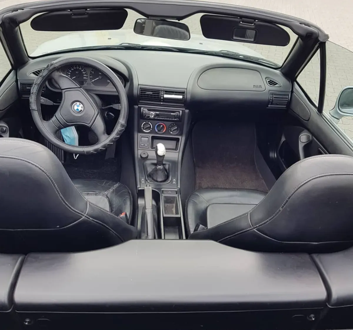 BMW Z3 Roadster Cabrio Silber mit Rotem Dach – Baujahr 1999 - Dach offen - Innenraum Leder 