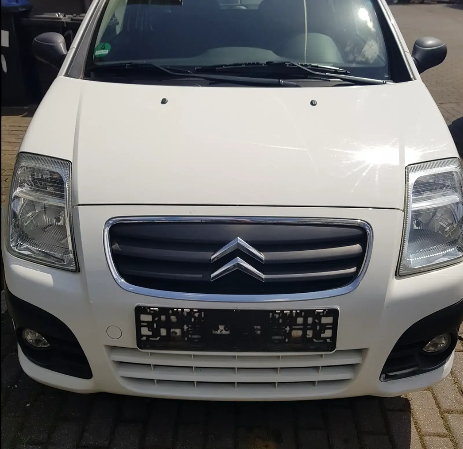 Citroen C2 VTR Weiß Baujahr 2007 Front Scheinwerfer