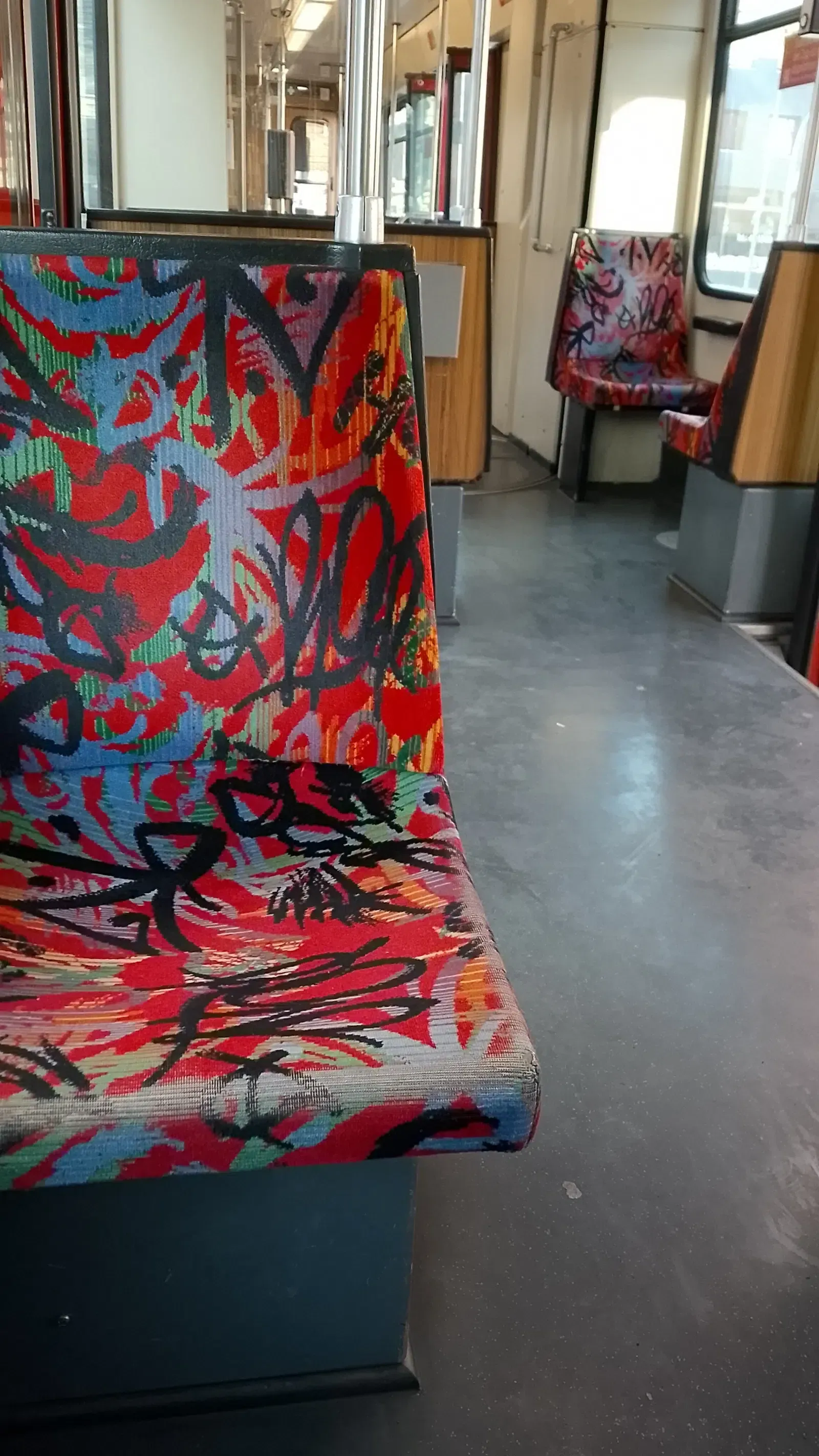 DVG-Bahnen-haben-Verspätung