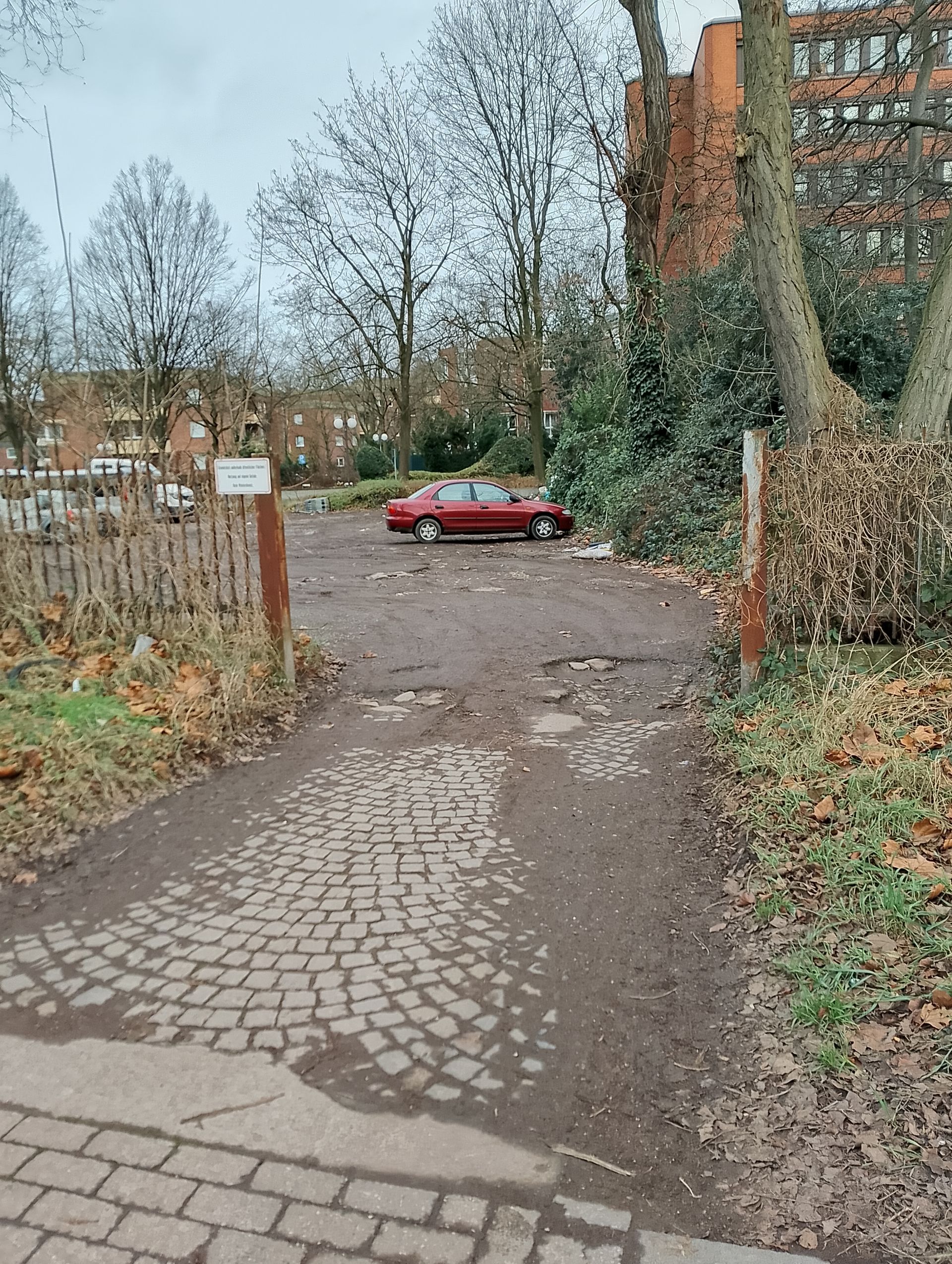 Duisburg Hamborn Richterstraße Kostenloser Parkplatz Einfahrt