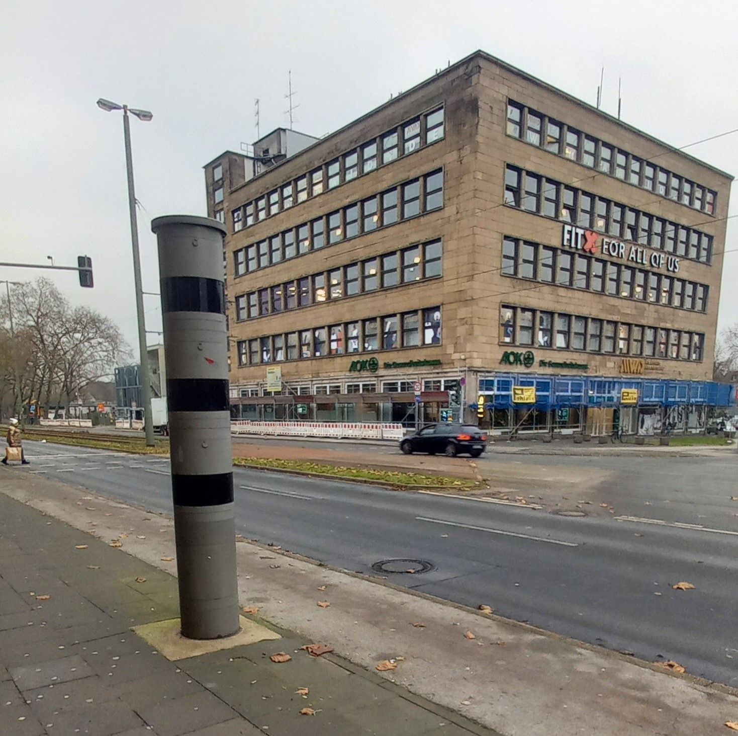 AOK-fitx-AWD Duisburgerstraße Hamborn Blitzer