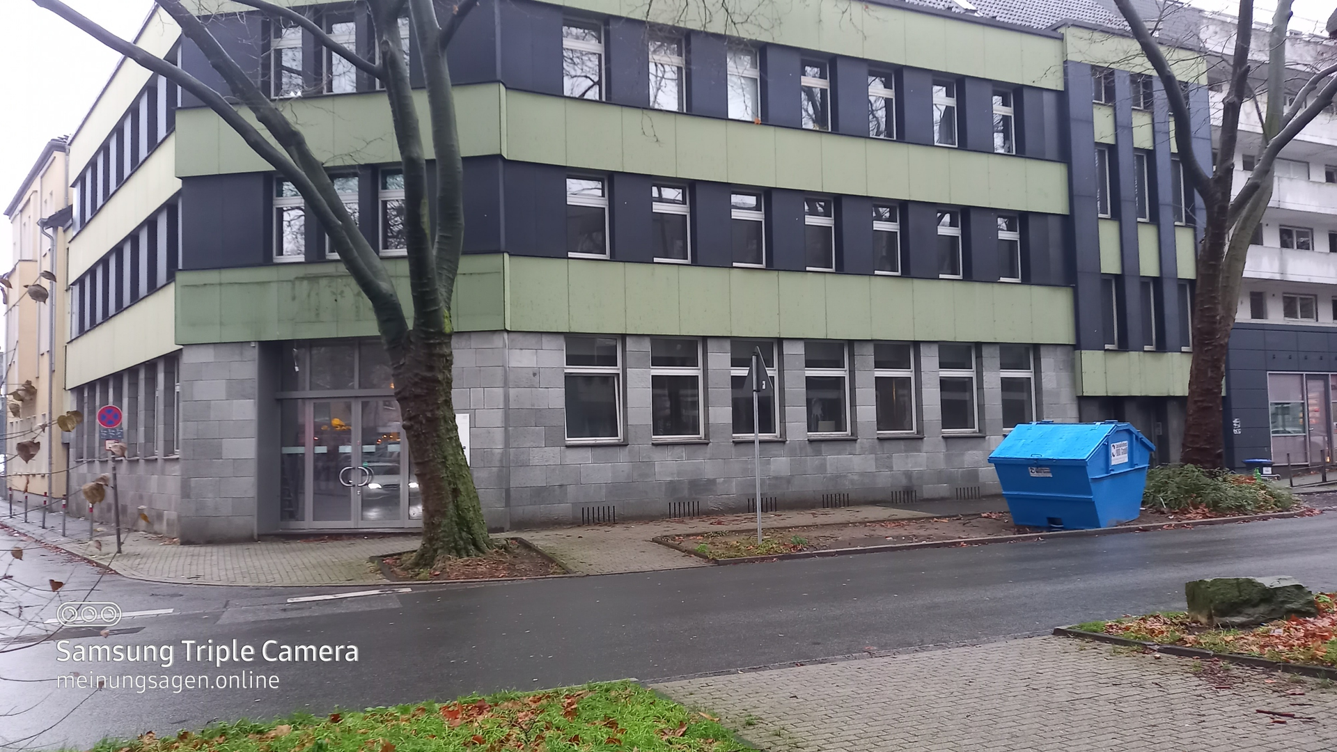 Sonis Fahrschul-Zentrum Duisburg  Sonis Fahrschule  (1)