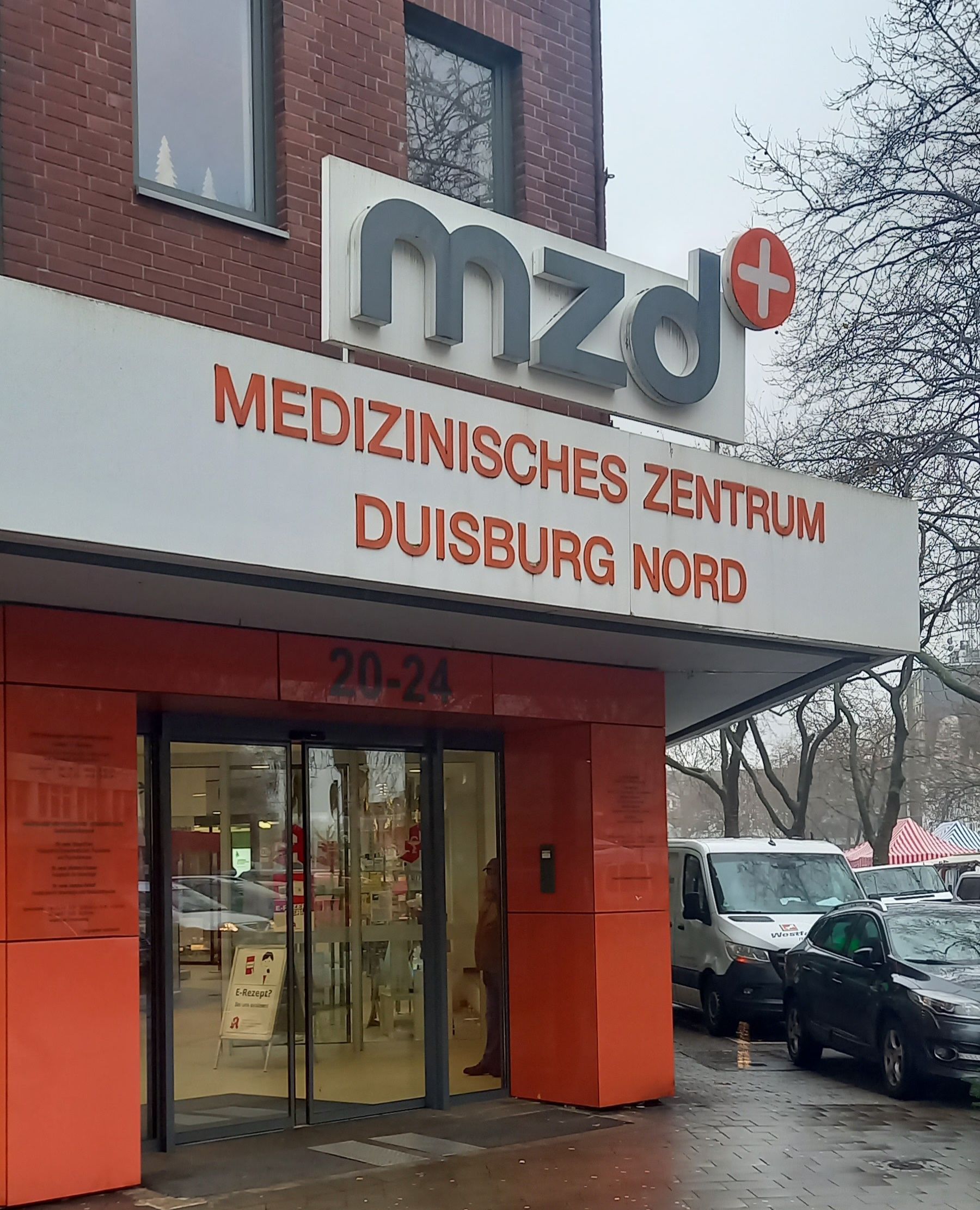 Duisburg Hamborn Altmarkt MZD Apotheke