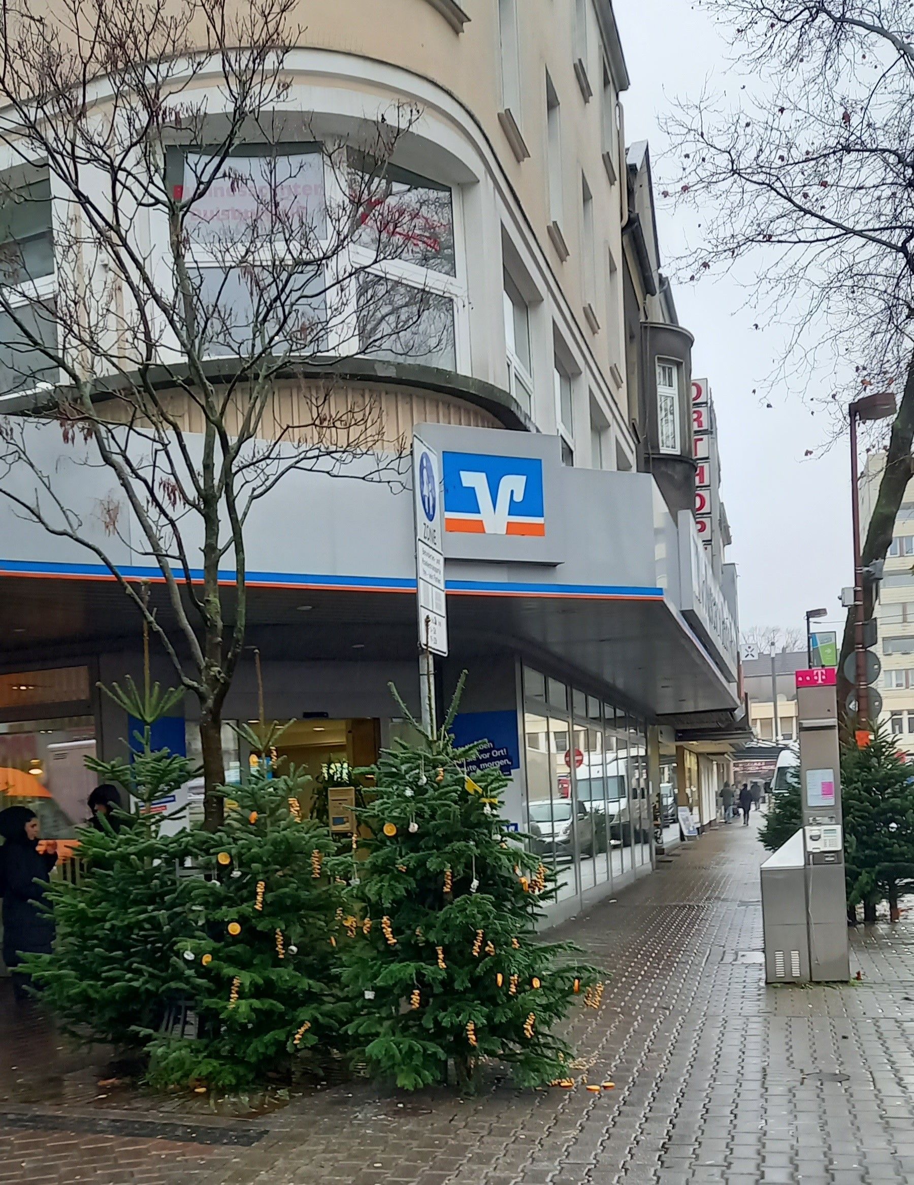 Duisburg Hamborn Altmarkt Volksbank Rhein Ruhr 1