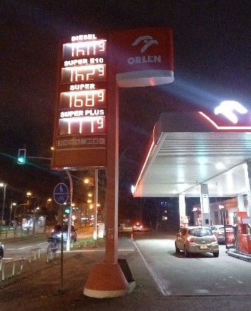 Duisburg Hamborn Duisburgerstraße Star Tankstelle Orlen Preisschild B8