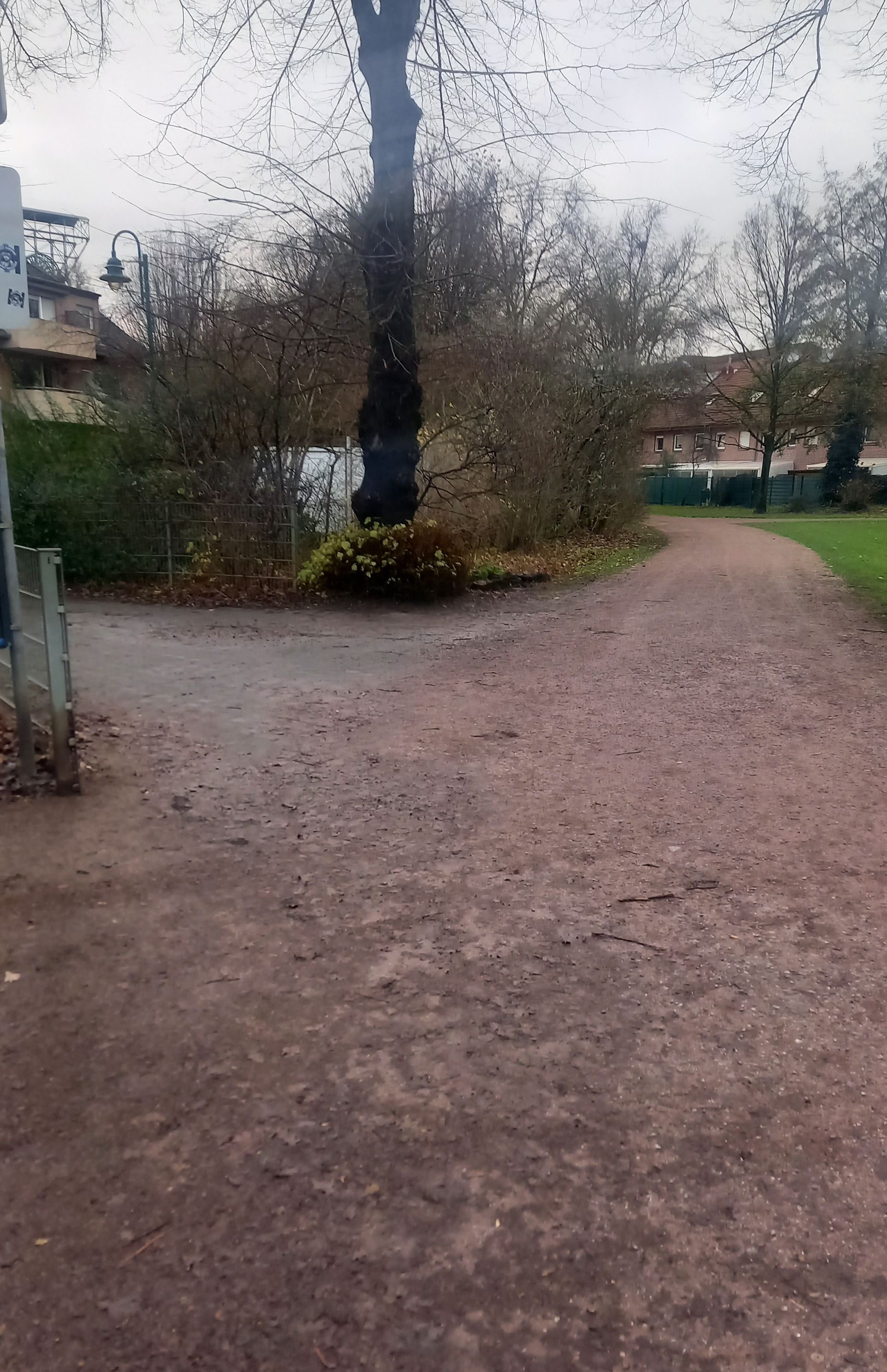 Duisburg Hamborn Hufstr. Park Matschik