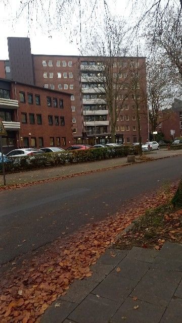 Duisburg Hamborn Hufstraße Finanzamt Gebäude Parkplatze
