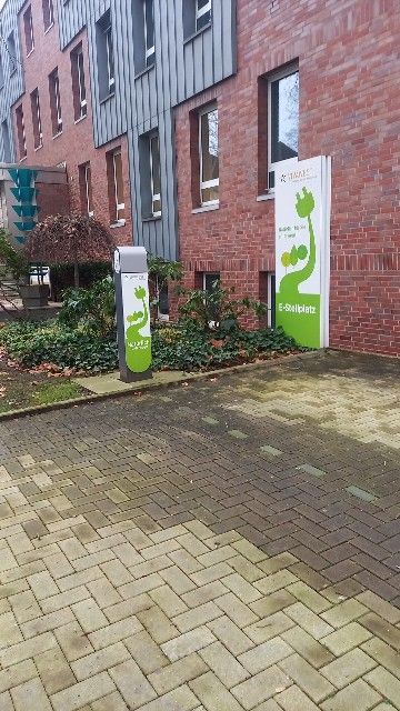 Duisburg Hamborn Hufstraße Viva West PKW Ladestation