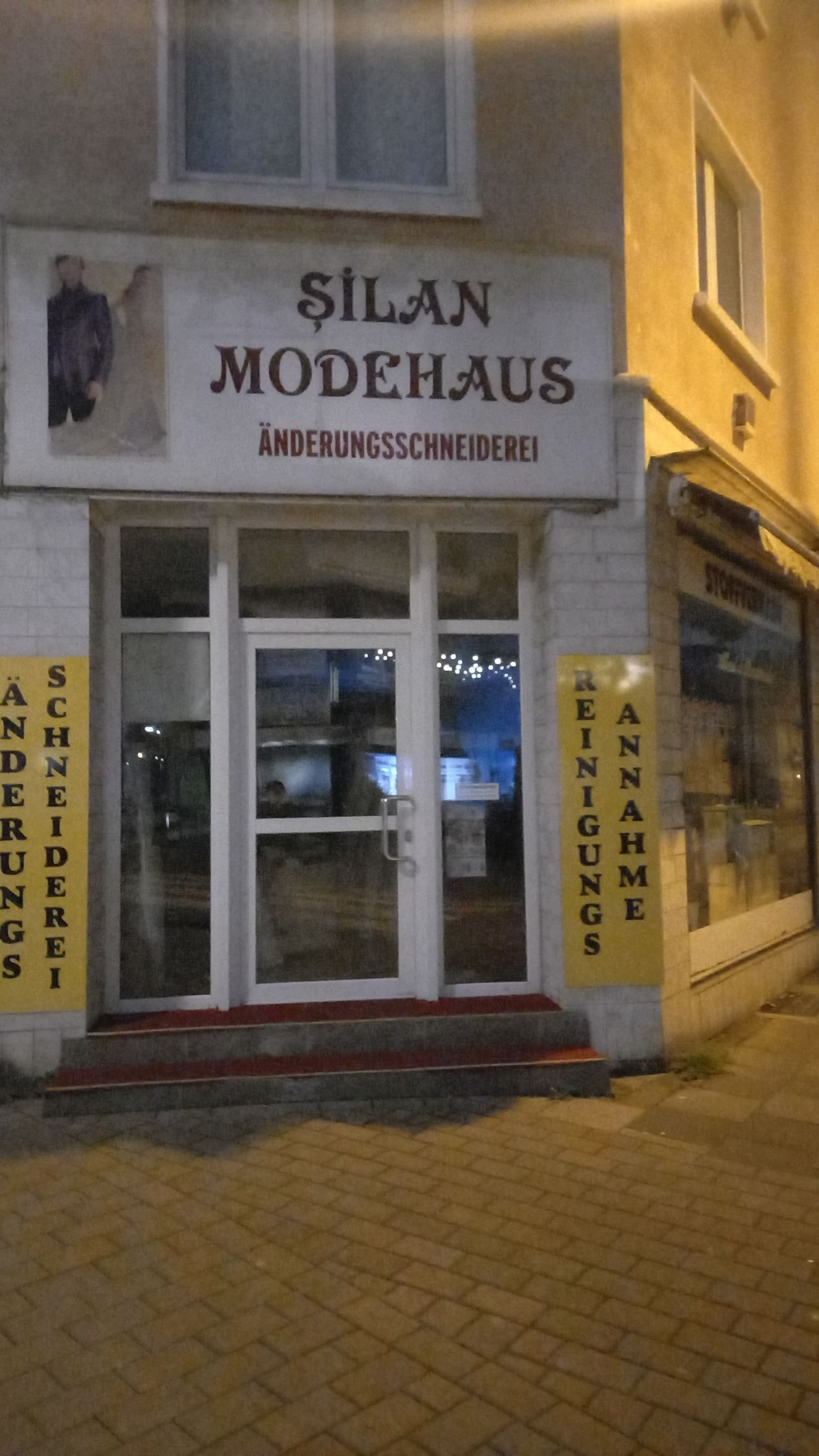 Duisburg Hamborn Jägerstraße Mode Silan
