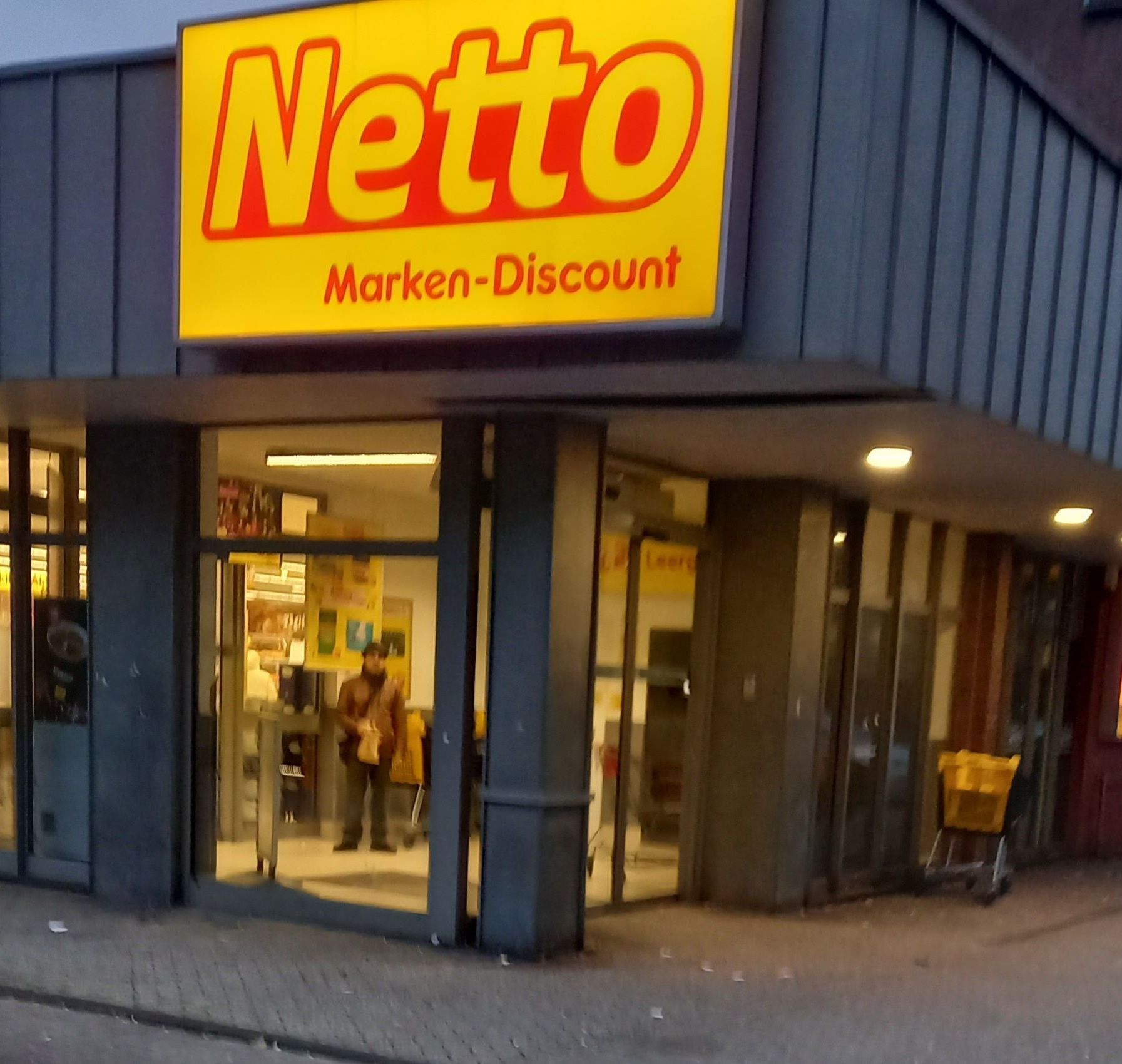 Duisburg Hamborn Rathausstraße  Netto Markt