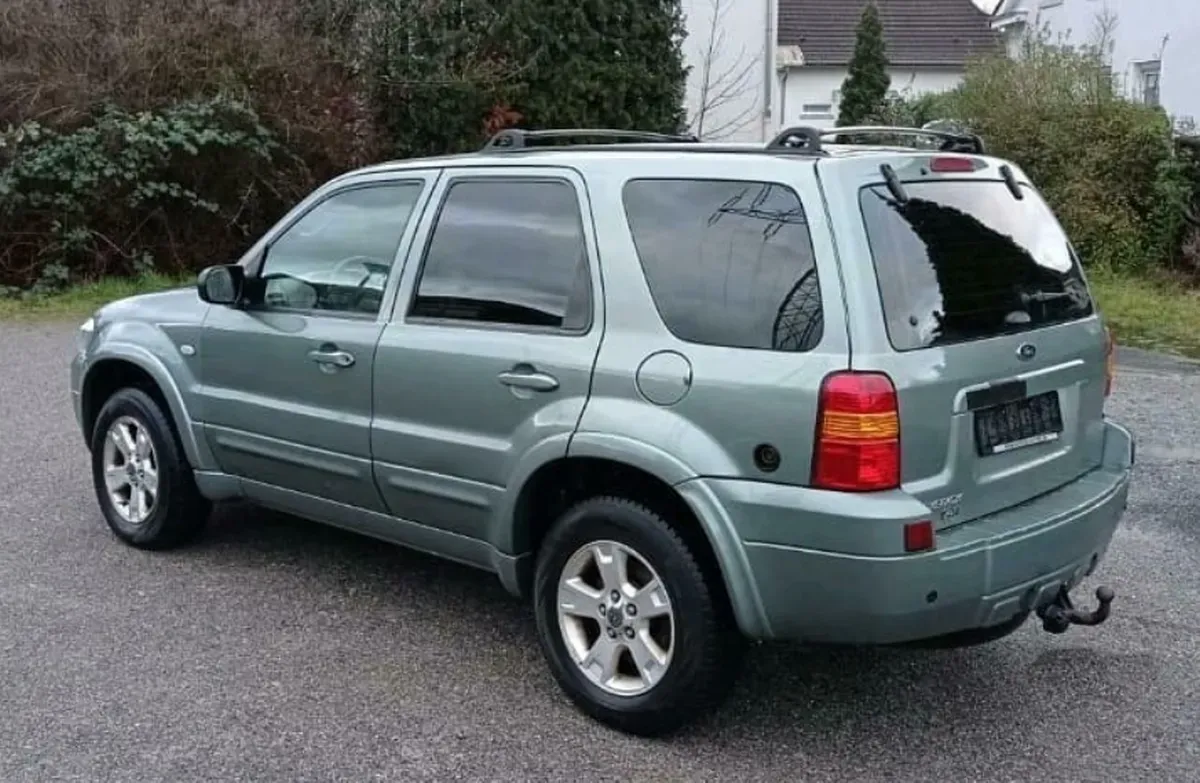 Ford Maverick XLT Grün – Baujahr 2002 