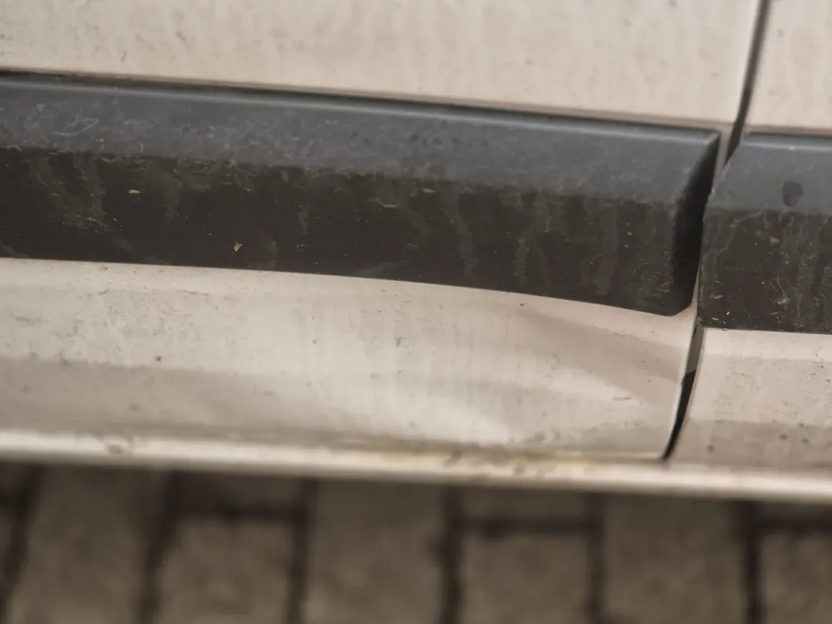 Ford Transit Custom Weiß – Baujahr 2015 - Rost am Schweller