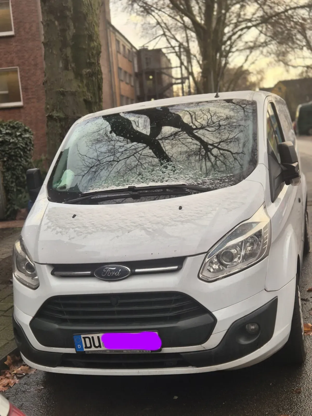 Ford Transit Custom Weiß – Baujahr 2017 - Front