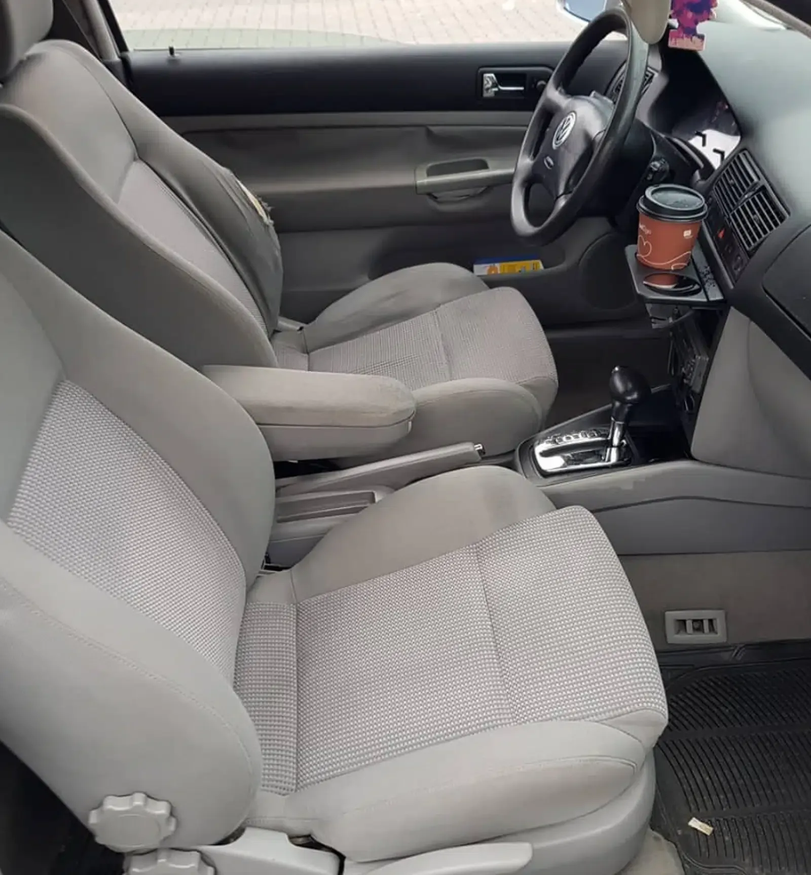 Golf 4  Baujahr 2000-Sitze Front