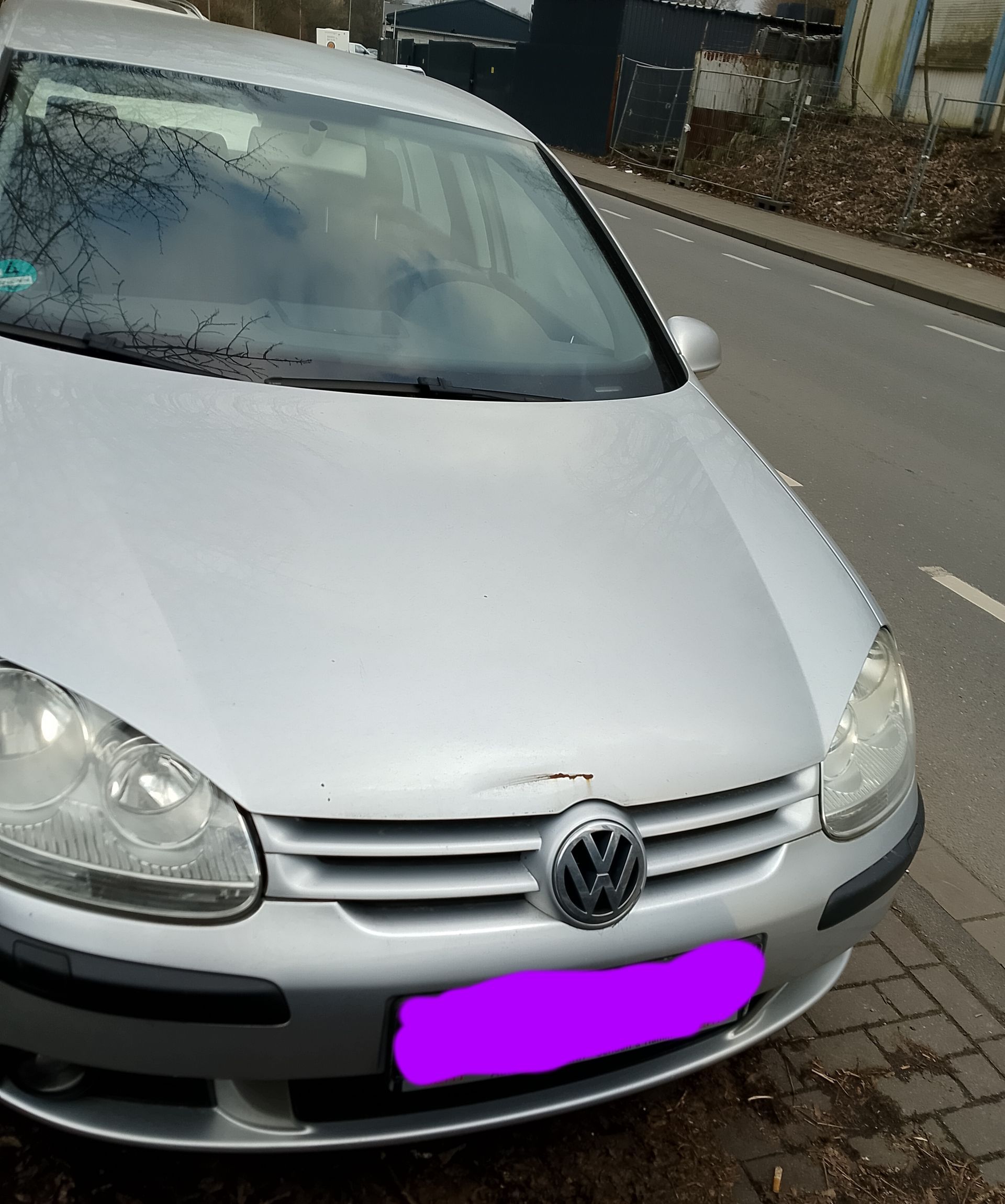 Golf 5 Limousine Baujahr 2004-Front-Stoßstange