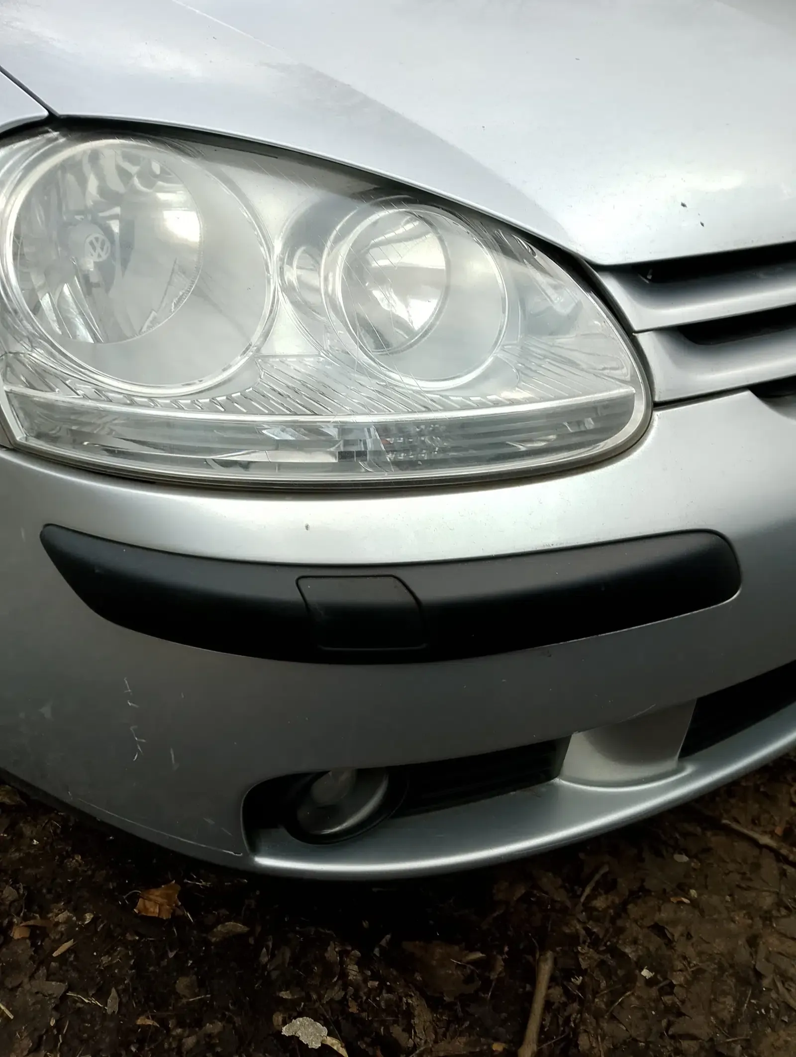 Golf 5 Limousine Baujahr 2004-Scheinwerfer-Stoßstange