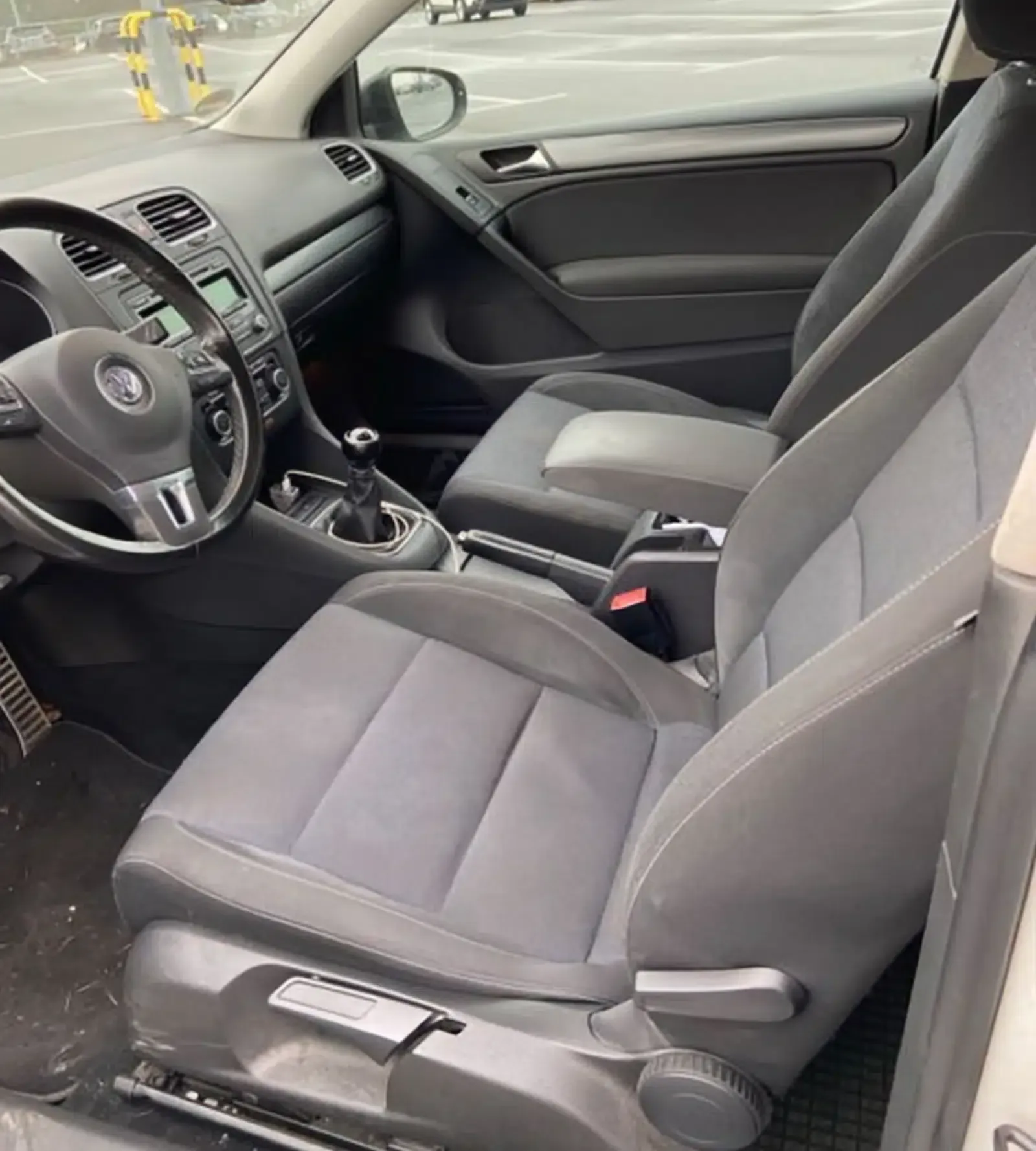 Golf 6 Baujahr 2011 Innen Lenker Sitze Vorne