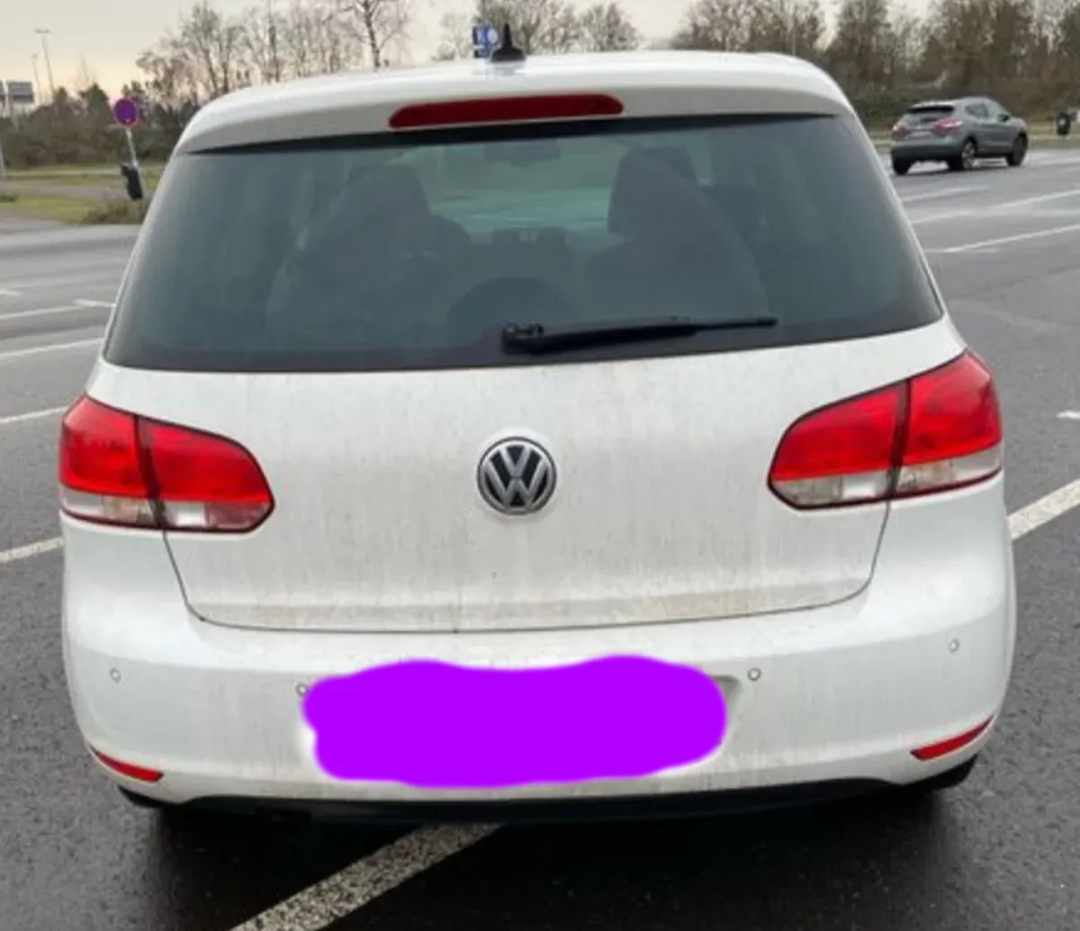 VW Golf6 Türer  Baujahr 2011 Weiß Heck