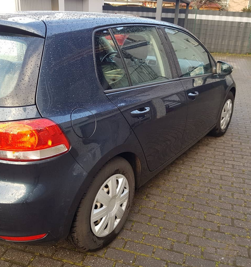 Golf 6 Limousine-Baujahr 2009-Blau-Heck-Beifahrerseite-TDI