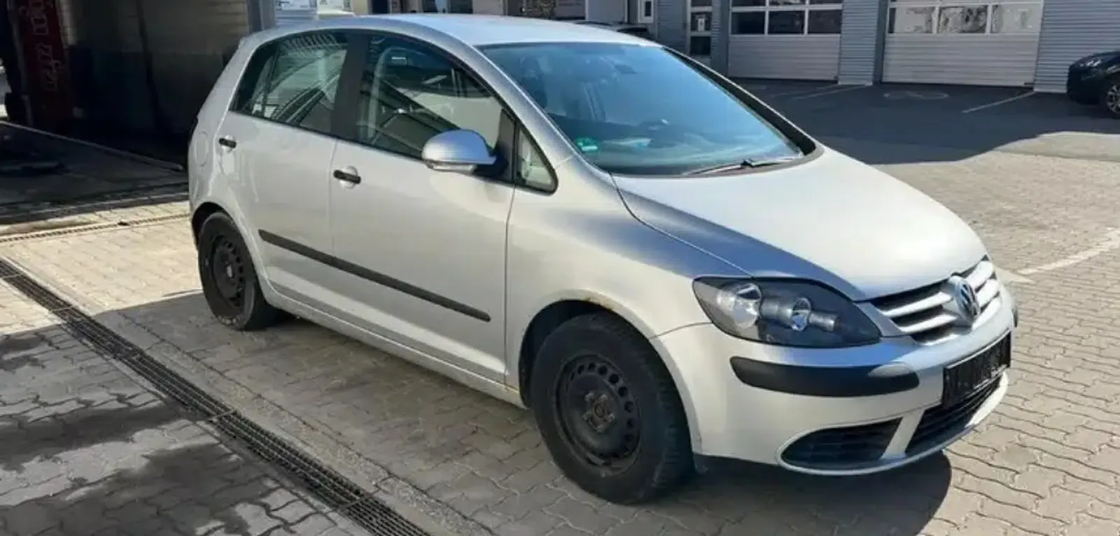 Golf Plus Baujahr 2007-Silber-Beifahrerseite