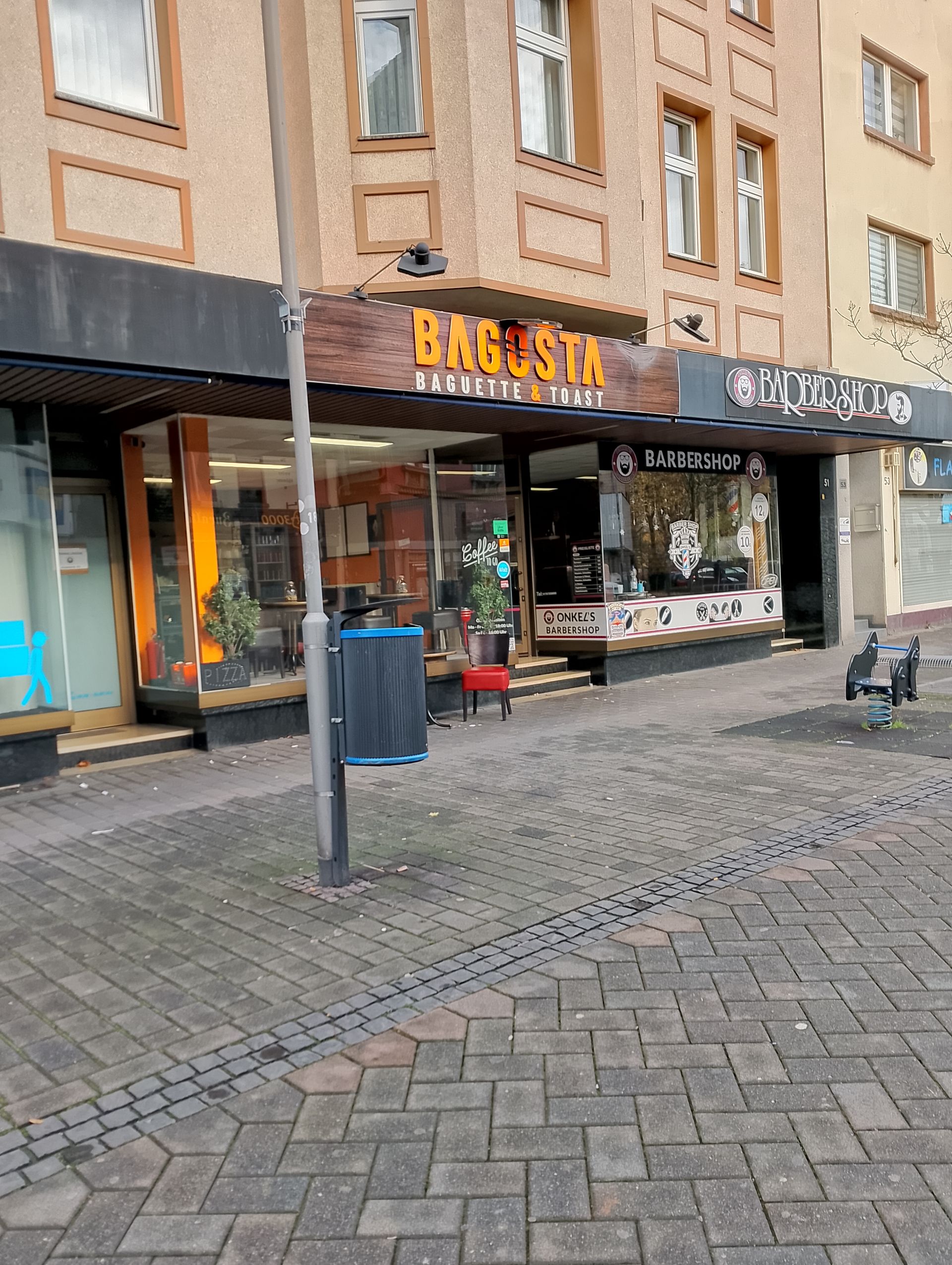 Jägerstraße-Duisburg-Hamborn-Bagosta-Baguette-Toast